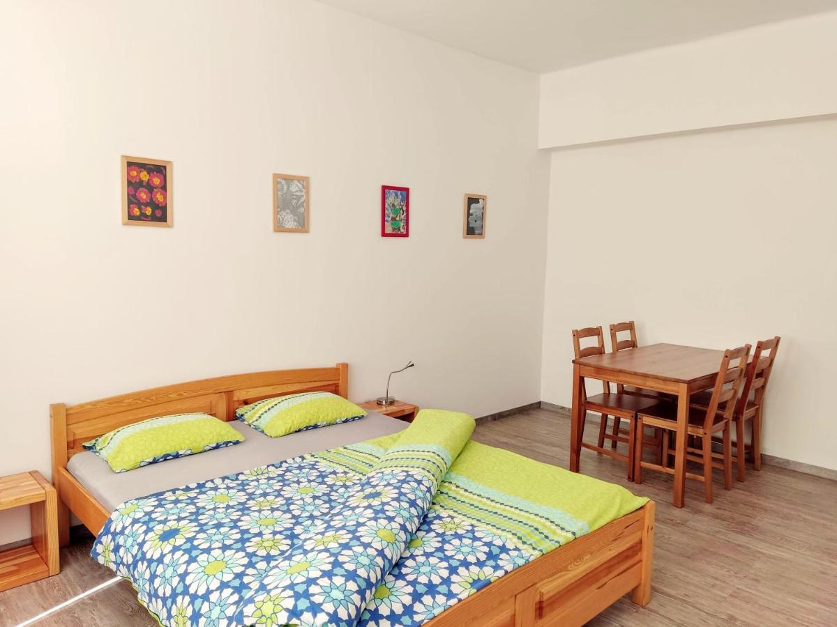 Apartment Zizkov Praga Zewnętrze zdjęcie